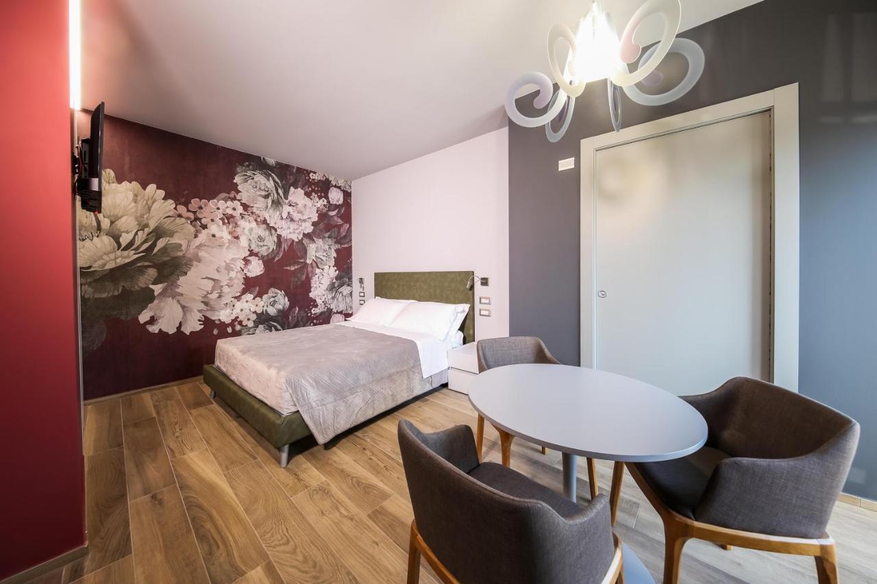 Vicolo Malavolta 7 Rooms And Suites Pedaso Eksteriør billede